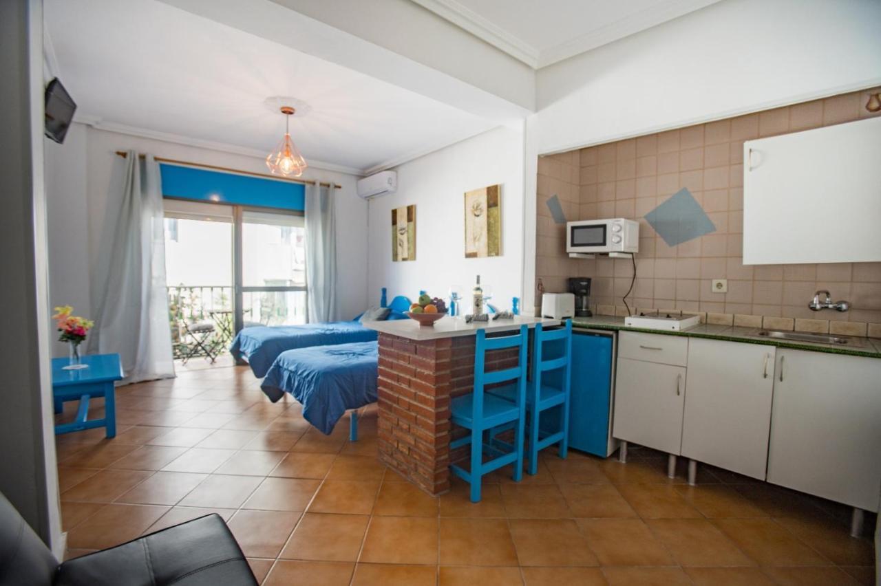 Apartamentos Carihuela Торремолінос Екстер'єр фото